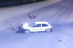 Defalarca kez takla atıp yere &ccedil;akıldı!
