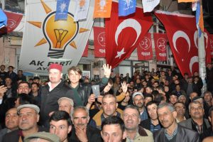Cumhur İttifakı Adayı G&uuml;ler halkla buluştu