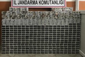 Jandarma ka&ccedil;ak sigaraya ge&ccedil;it vermedi