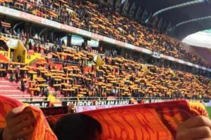 İstikbal Mobilya Kayserispor 10 bin kaşkol dağıttı