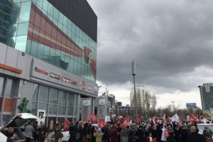Saadet Partililer A Haber'i protesto etti