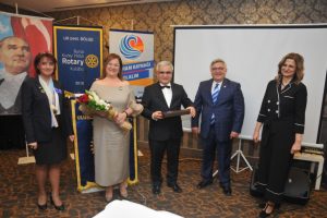 Bursa'da yarım asırlık ustaya meslek hizmet &ouml;d&uuml;l&uuml;