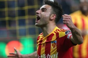 Kayserispor'da Deniz T&uuml;r&uuml;&ccedil; sevinci
