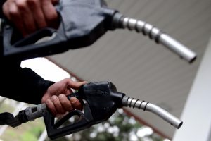 Benzine zam geldi