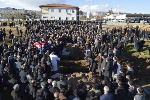 Uzman &ccedil;avuş eşi ve oğlunu &ouml;ld&uuml;r&uuml;p, intihar etmiş