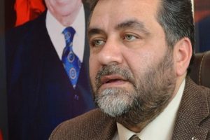 "AK Partiliyi AK Parti'ye karşı ikna etmek g&ouml;revi de bize d&uuml;şt&uuml;"