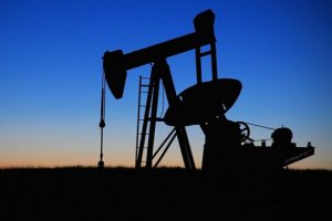 Petrol yılın zirvesine koşuyor
