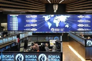 Borsa g&uuml;ne yatay başladı