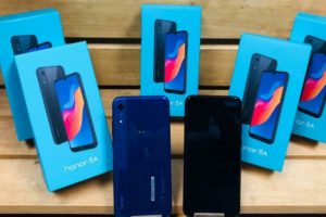Honor 8A T&uuml;rkiye'de!