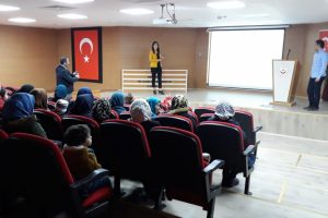Kars'ta "Erken Yaşta ve Zorla Evliliklerle M&uuml;cadele" eğitimi