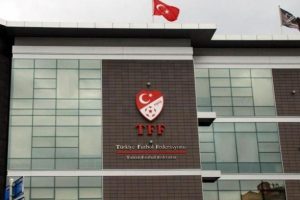 PFDK'dan hakem Burak Gazi &Uuml;lker'e ceza