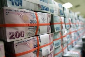 Hazine 5.4 milyar lira bor&ccedil;landı