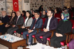 AK Parti'li kadınlara finansal okur yazarlık eğitimi verildi
