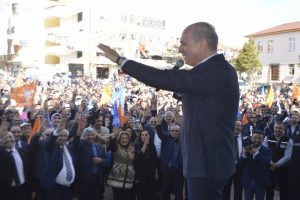 Kurtulmuş; "T&uuml;rkiye ne zaman y&uuml;kselse ayağına &ccedil;elme takılmıştır"