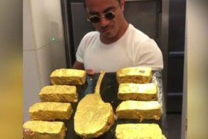 İşte Nusret'in Ribery'e hazırladığı altınlı etin fiyatı!