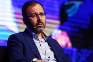 Bakan Kasapoğlu'ndan milli sporcu Tarhan'a tebrik telefonu