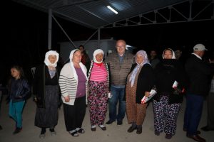 Başkan G&uuml;m&uuml;ş, g&uuml;nd&uuml;z merkezde gece kırsalda
