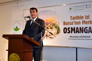 Bursa Osmangazi Belediye Başkanı Dündar'dan muhtarlara teşekkür yemeği