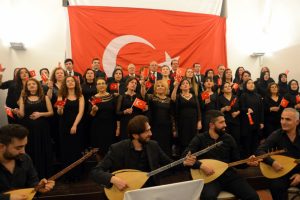 Bursa'da Çanakkale kahramanları türkülerle anıldı
