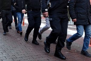 Ter&ouml;r operasyonuna 7 g&ouml;zaltı
