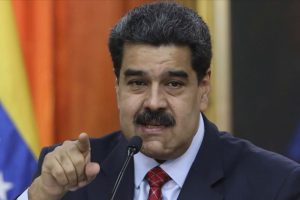 Maduro: İla&ccedil; almak i&ccedil;in kullanılacak 5 milyar dolarımız rehin alındı