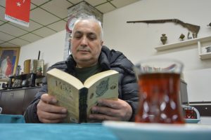 Bursa'da burası kütüphane değil kıraathane