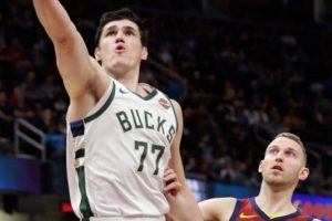 Cedi'yle Ersan'ın d&uuml;ellosunda kazanan Cavs!