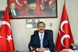 MHP Aliağa İl&ccedil;e Başkanına bı&ccedil;aklı saldırı