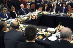 Faruk Alpaslan, "Sınır ticaretinin &ouml;n&uuml;ndeki engeller kaldırılmalı"