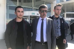 Şehit Aileleri &uuml;zg&uuml;n: "Şehitleri yalnız bıraktık"