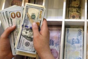 Merkez Bankası'nın d&ouml;viz rezervinde b&uuml;y&uuml;k d&uuml;ş&uuml;ş