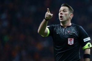 Fırat Aydınus'a ambargo!