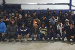 15 kişilik minib&uuml;sten 40 ka&ccedil;ak g&ouml;&ccedil;men &ccedil;ıktı