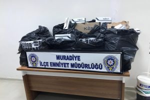 Polis ka&ccedil;ak sigaraya ge&ccedil;it vermedi