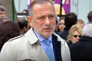 Fatih Altaylı'ya polise hakaretten ceza!