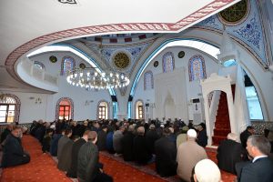 Ahi Evren Camisi ibadete a&ccedil;ıldı