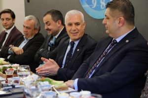Bursa B&uuml;y&uuml;kşehir Belediye Başkan Adayı Bozbey: "Uygulanacak projelere Bursalılarla karar vereceğiz"