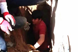 Toprak altında kalan Afgan iş&ccedil;i i&ccedil;in seferber oldular