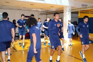 Fenerbah&ccedil;e salonda &ccedil;alıştı