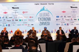 Bursa Uludağ Ekonomi Zirvesi'nde 'Global Şirket Yaratmak' tartışıldı