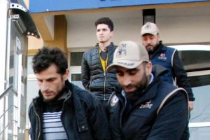 DEAŞ &uuml;yesi 4 kişi adliyede