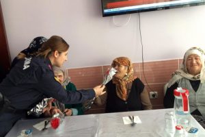 Jandarmadan huzurevi sakinlerini duygulandıran ziyaret