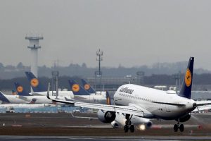 Frankfurt Havaalanı drone nedeniyle yarım saat kapatıldı
