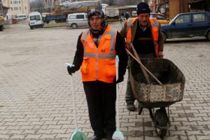 İl&ccedil;enin temizliği Karako&ccedil; &ccedil;iftine emanet