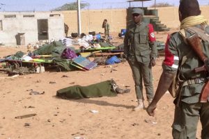 Mali'de silahlı grup k&ouml;ye saldırdı: 115 &ouml;l&uuml;
