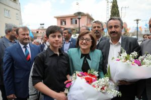 Kırsal mahallelerden Şahin'e sevgi seli
