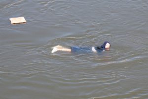 Fotoğraf &ccedil;ektirirken Meri&ccedil; Nehri'ne d&uuml;şt&uuml;