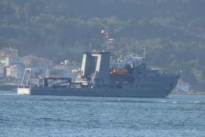 Rumen mayın arama gemisi &Ccedil;anakkale Boğazı'ndan ge&ccedil;ti