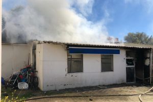 Personel lojmanında &ccedil;ıkan yangın korkuttu