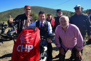 Ahmet Aras; "Bodrum trafiğini motosiklet ve bisiklet&ccedil;iler i&ccedil;in yeniden d&uuml;zenleyeceğiz"
